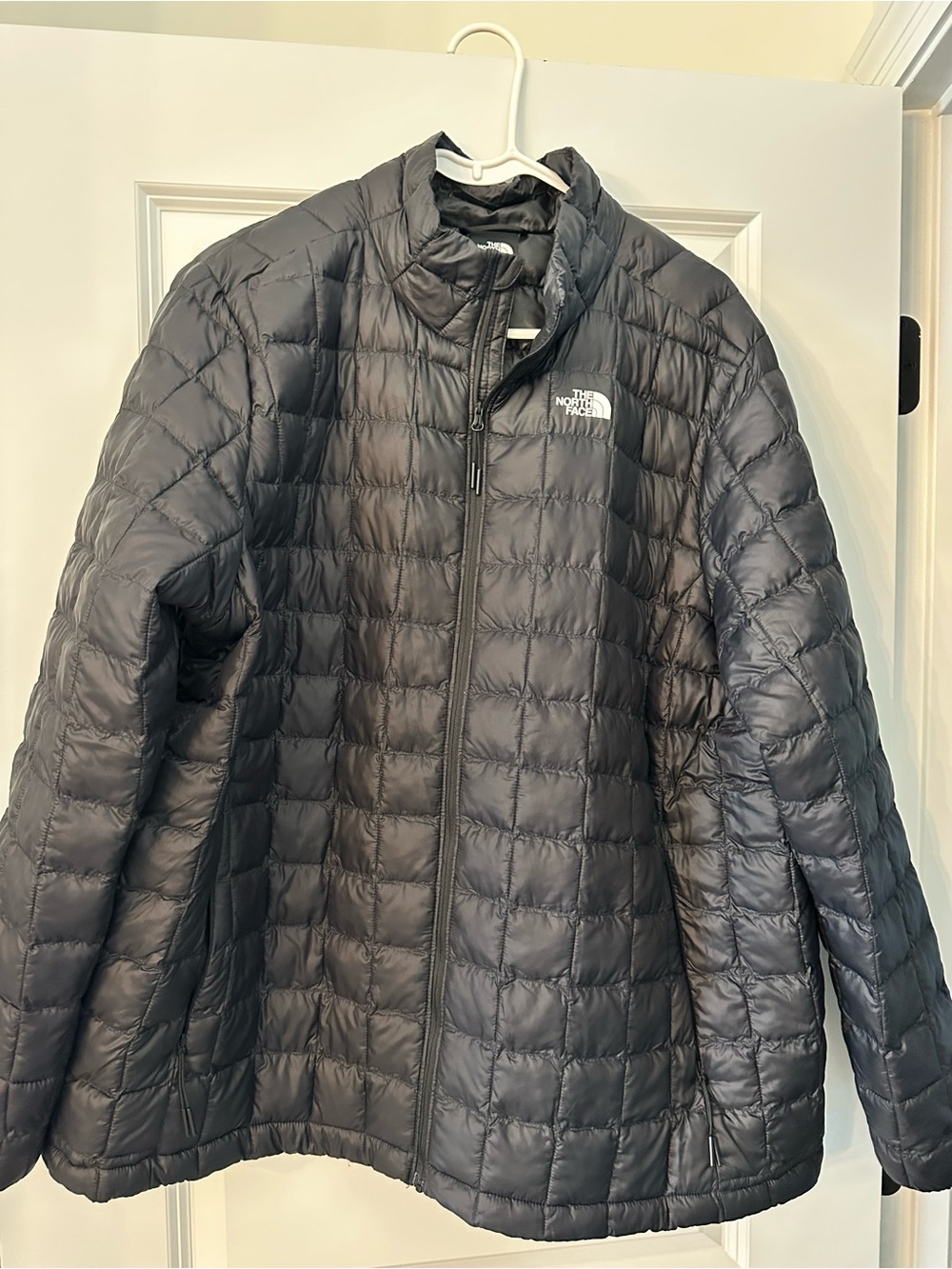 The North Face Womens Black Quilted Lightweight short Puffer Jacket